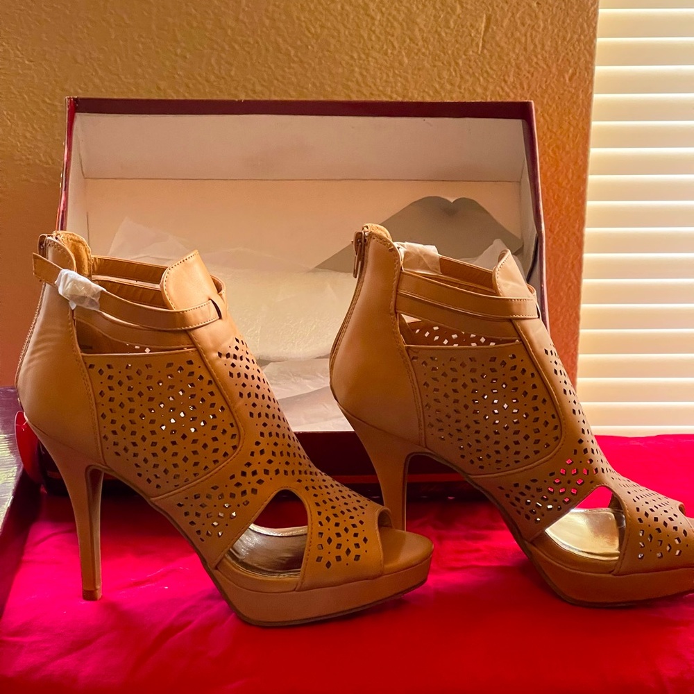 Women heel
